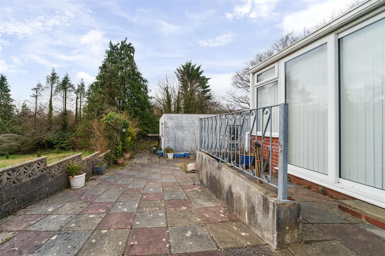 Heol Las, Cross Hands, Llanelli, SA14 6RG
